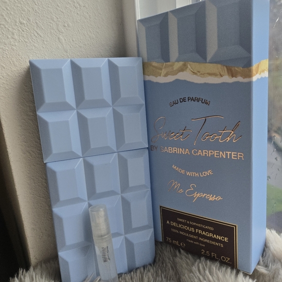 Sabrina Carpenter Me Espresso Sample - Picture 2 of 2